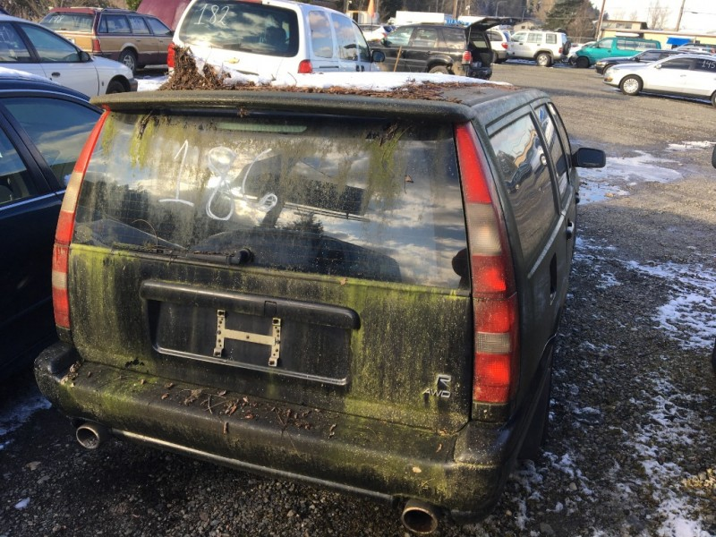 Illustration for article titled PNW Volvo people: V70R
